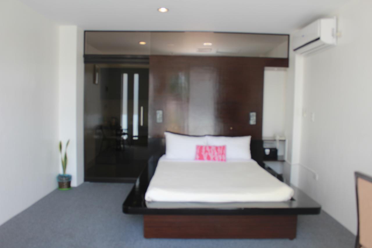 Be-Ing Suites Davao City Dış mekan fotoğraf