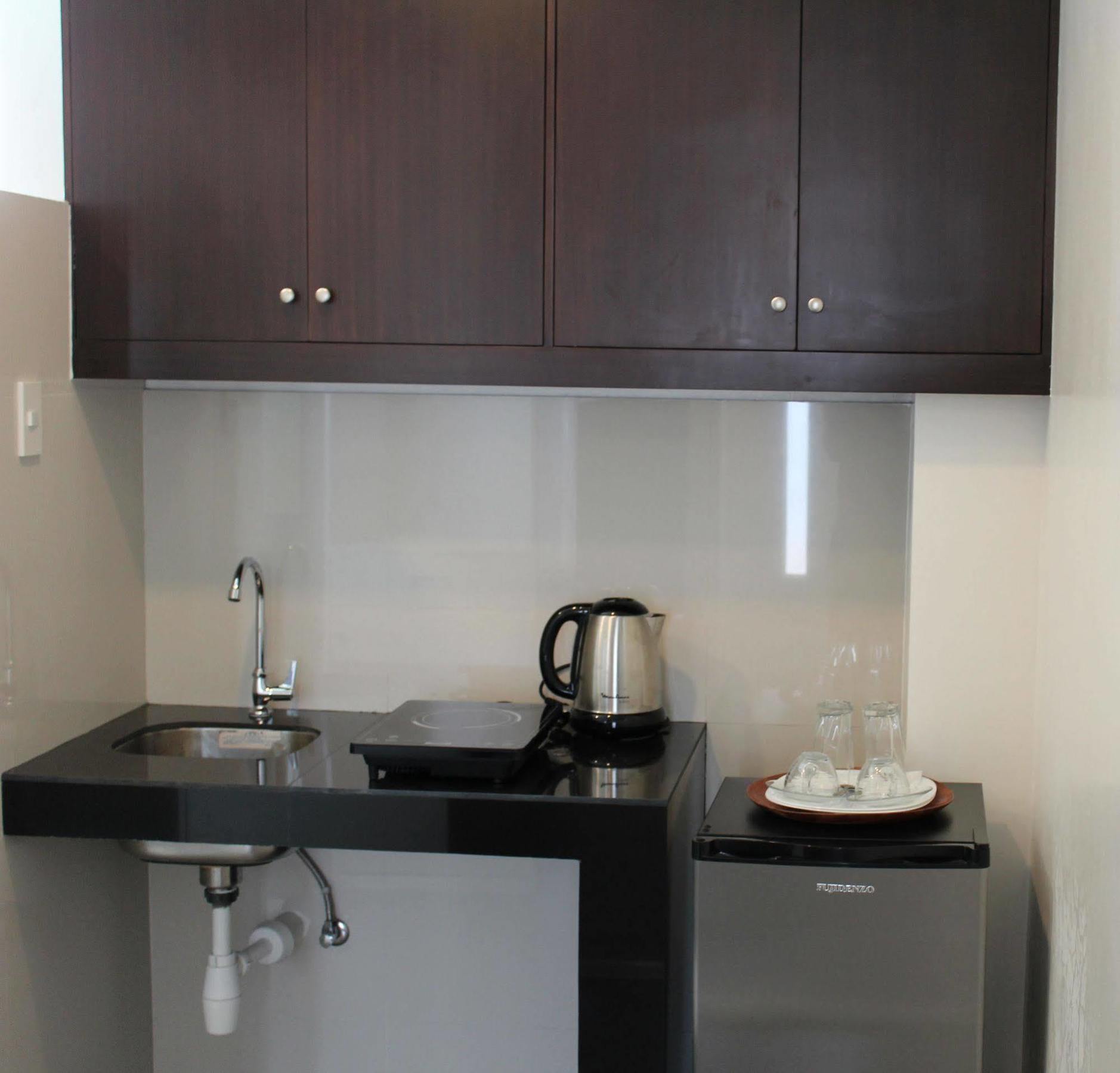 Be-Ing Suites Davao City Dış mekan fotoğraf