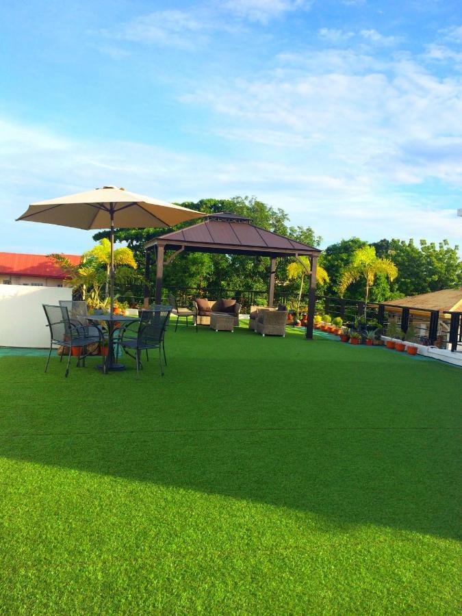 Be-Ing Suites Davao City Dış mekan fotoğraf